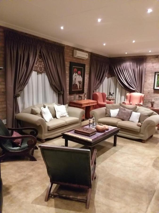 Maretlwane Guesthouse Buffelspoort Esterno foto