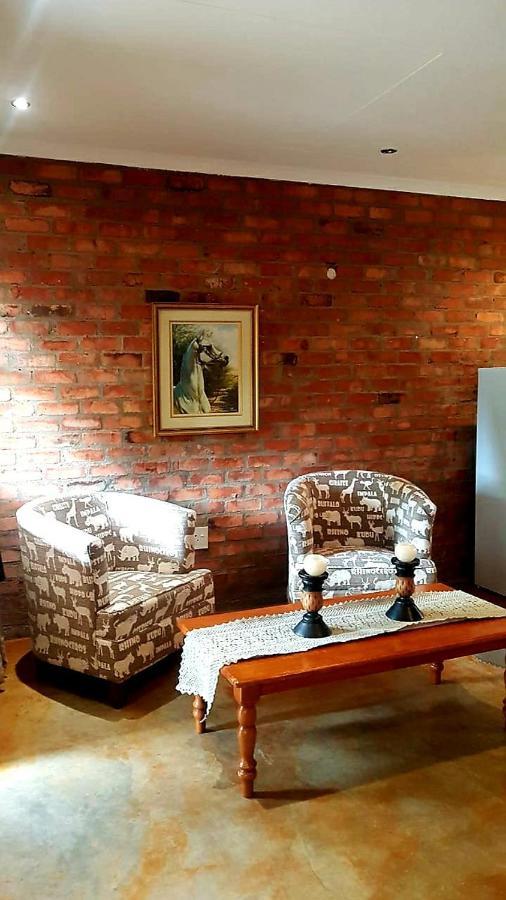 Maretlwane Guesthouse Buffelspoort Esterno foto