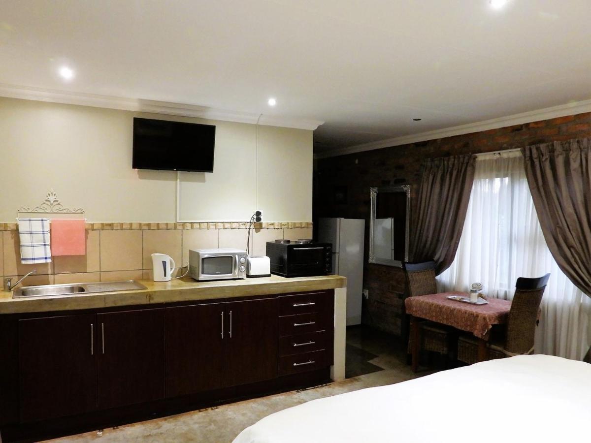Maretlwane Guesthouse Buffelspoort Esterno foto