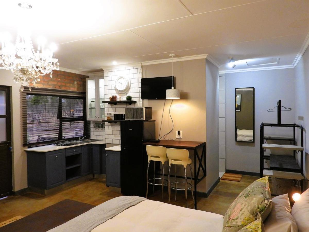 Maretlwane Guesthouse Buffelspoort Esterno foto